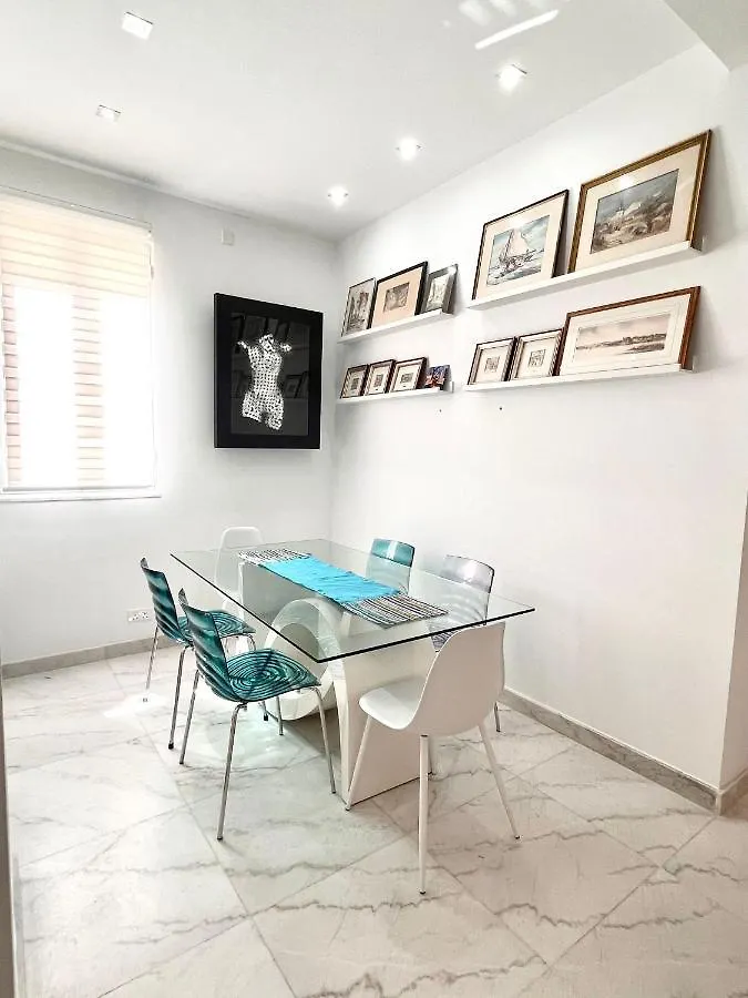 Appartamento Bright Bookworm'S Haven Sliema 0*,  Malta