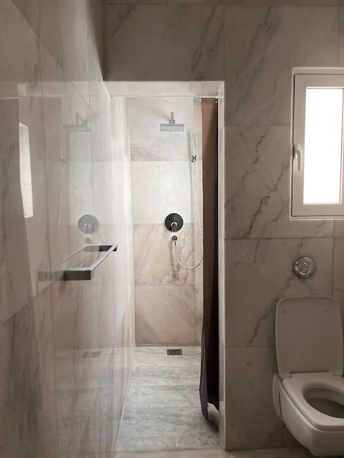 Bright Bookworm'S Haven Apartment Sliema